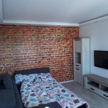 Apartament Bartess Apartman *